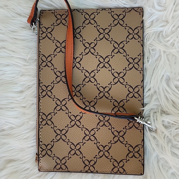 NWT NINE WEST DIANTHA CARRYALL SHOULDER BAG WITH WRISTLET - Picture 8 of 16